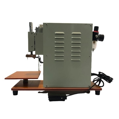 Mini Cylindrical Battery Pack Welding-Maschine 15KW für Batterie 18650