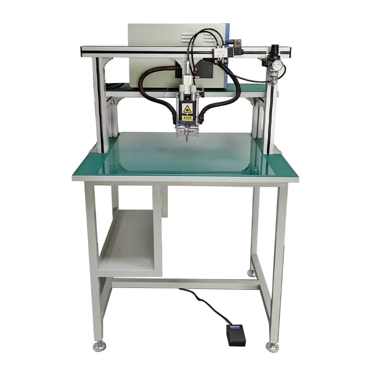 Manuelles Lithium-zylinderförmige Batterie-Punktschweissen-Maschinen-Bock-Transistor-Art Wechselstrom 380V 3P