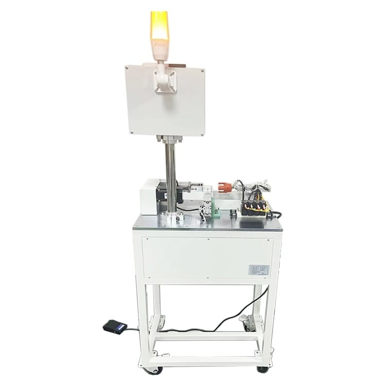 Lithium-Ionen-Batteriepack-Produktionsmaschine Hydraulische Zylinderzellkasten-Ausbaumaschine