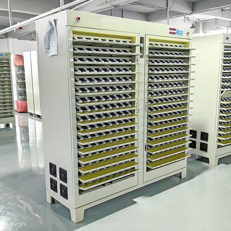 Batterie-Ladenauslastungstest 5V 10A 20a 256 Ch 33140 Lithium-Batterie-Taschenzell-Kapazitätsbewertung Maschine
