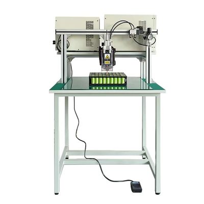 Guter Preis Portal-pneumatische manuelle Lithium-Zylinderbatterie-Punktschweißmaschine 18650 21700 Online