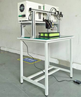 Guter Preis Portal-Batteriezellen-Punktschweißgerät, DC-Punkt-Lithium-Zylinderbatterie-Schweißgerät Online