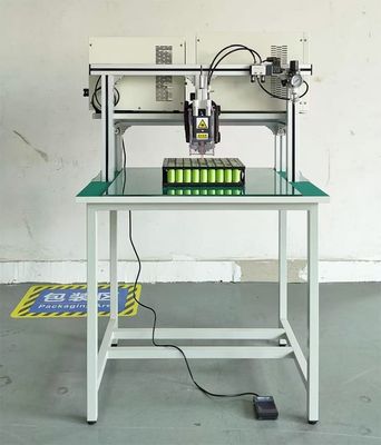 Guter Preis DC-Bock-Batterie-Zellstellen-Schweißer, Lithium-zylinderförmiger Batterie-Satz-Schweißer Online