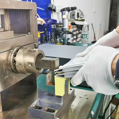 Guter Preis New Energy-Automobil-Ultraschallbeutel-Zellbatterie-Schweißer 20khz mit PLC-Steuerung Online